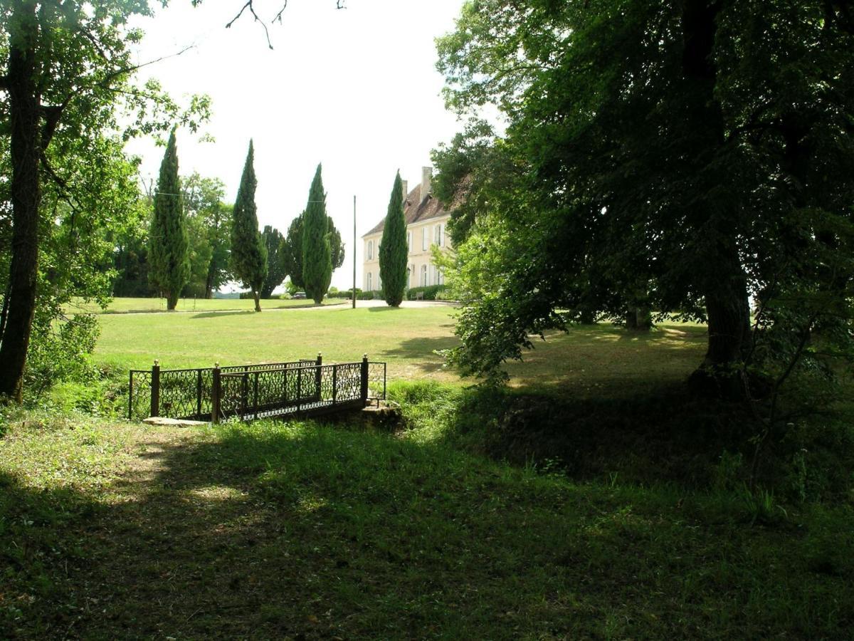 Chateau Du Bourbet Cherval Exterior photo